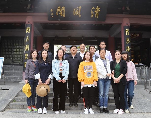 上传2.jpg