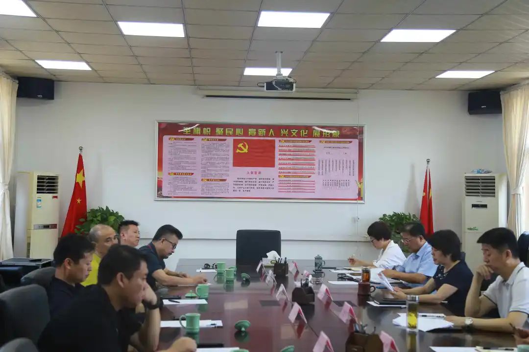 800fd35adc48e32eb6a0fbf1c126dcb5.jpg